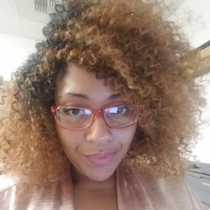 Meet your Posher, Angelica